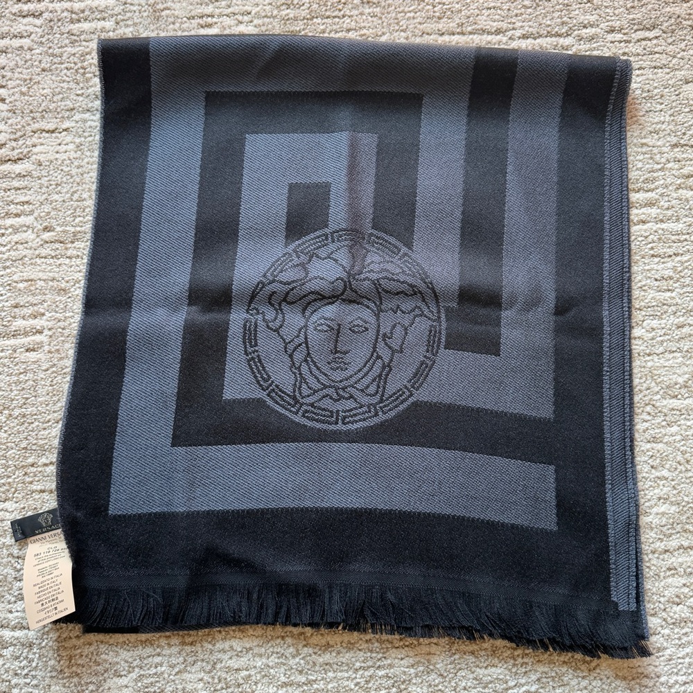 Versace Scarf Black/Blue